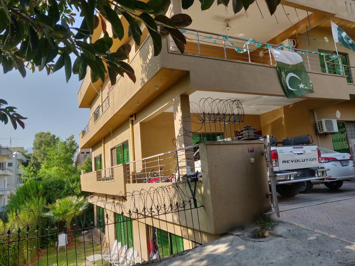 Hotel The Travelers Den Islamabad Exterior foto